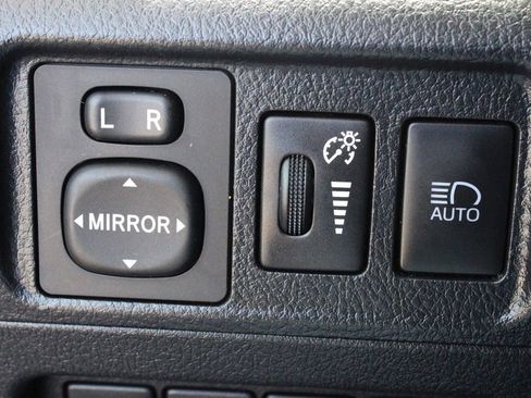 Certified 2024 Toyota 4Runner TRD Off-Road AWD/4WD image 27
