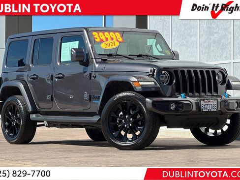 Used 2021 Jeep Wrangler Unlimited Sahara image 1