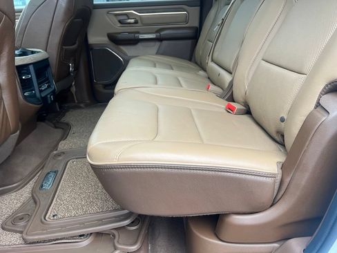 Used 2019 RAM 1500 Laramie Longhorn AWD/4WD image 17