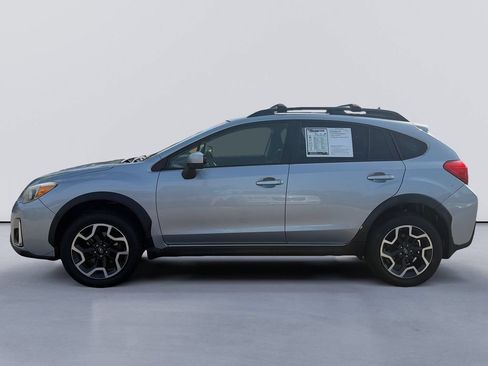 Used 2016 Subaru Crosstrek 2.0i Premium AWD/4WD image 6