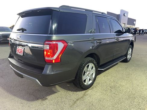 Used 2019 Ford Expedition XLT w/ Equipment Group 202A image 7