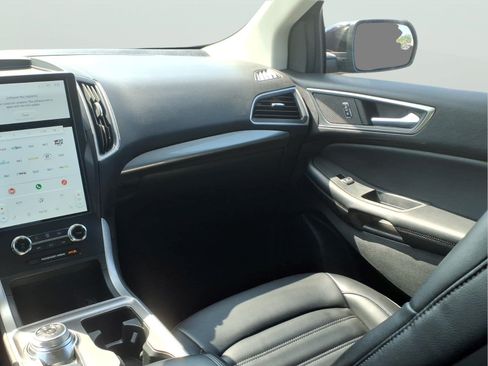 Certified 2024 Ford Edge SEL AWD/4WD image 12