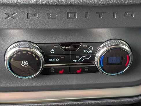 New 2025 Ford Expedition Platinum w/ Stealth Performance Package image 14