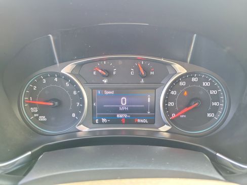 Used 2019 Chevrolet Equinox LT FWD image 24