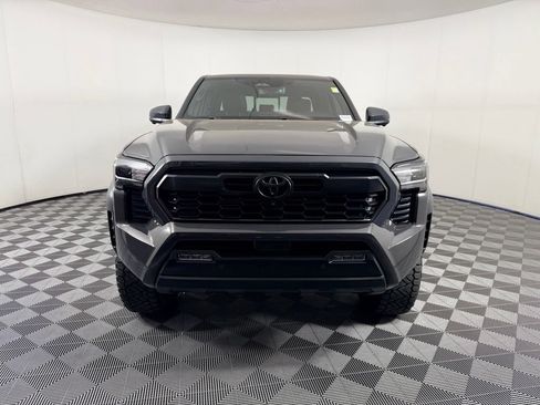 Used 2024 Toyota Tacoma TRD Off-Road w/ TRD Off Road Premium Package AWD/4WD image 5