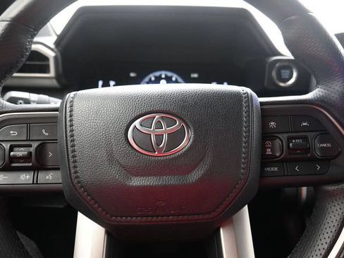 Used 2026 Toyota 4Runner SR5 AWD/4WD image 7