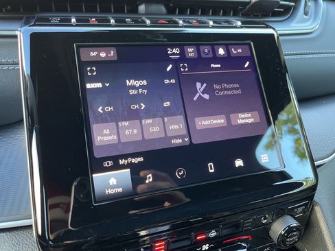 New 2025 Jeep Grand Cherokee L Altitude image 18