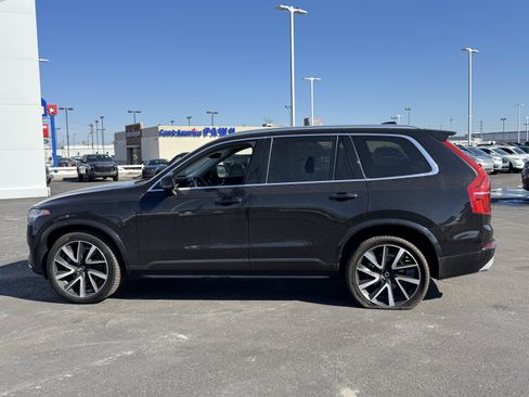 Used 2020 Volvo XC90 T6 Momentum image 13