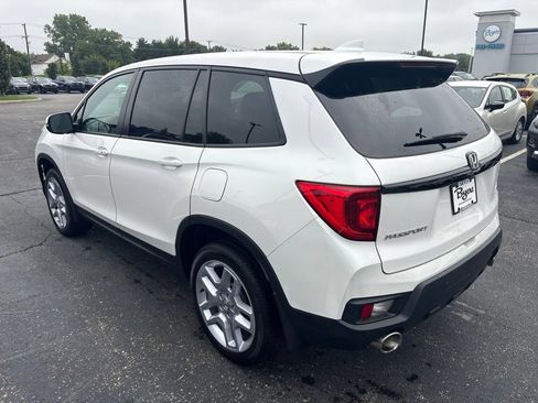 Used 2025 Honda Passport EX-L image 5