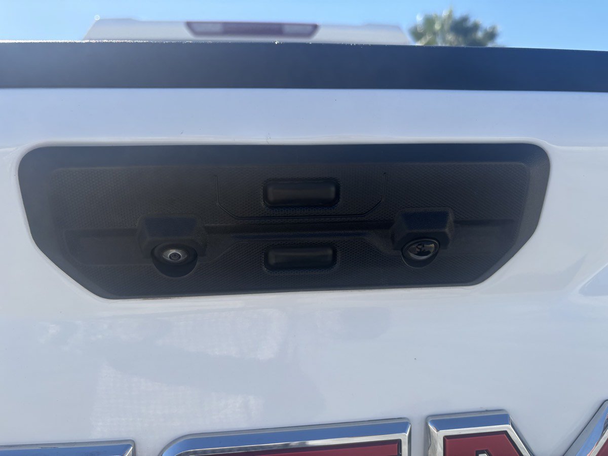 Used 2025 GMC Sierra 1500 SLT AWD/4WD image 12