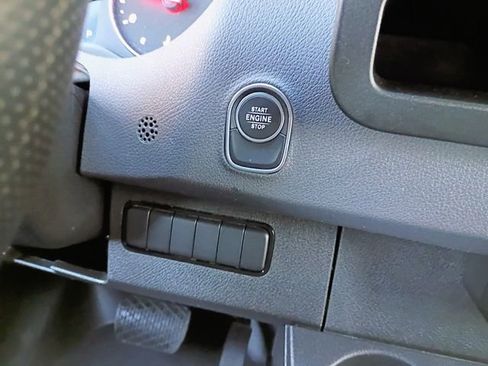 Used 2025 Mercedes-Benz Sprinter 2500 image 56