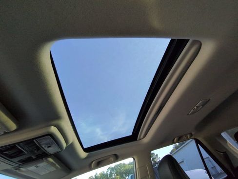 Used 2019 Toyota 4Runner SR5 Premium AWD/4WD image 20