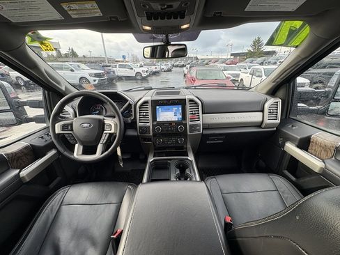 Used 2017 Ford F350 Lariat w/ Chrome Package image 18