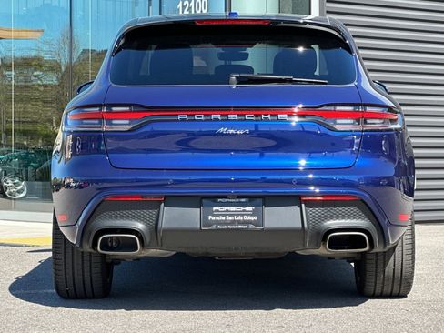Used 2024 Porsche Macan image 7