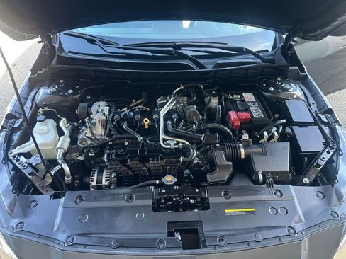 Used 2025 Nissan Altima 2.5 SV image 33