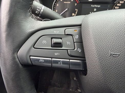 Used 2022 Cadillac XT4 Premium Luxury image 11