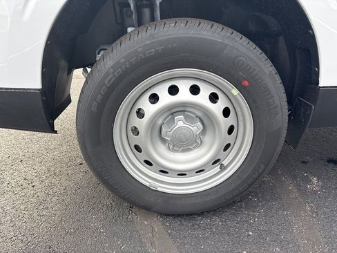 New 2025 Ford Maverick XL w/ Equipment Group 101A image 11