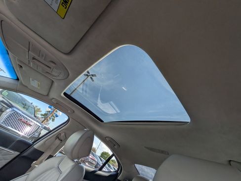 Used 2021 Genesis G70 2.0T w/ Prestige Package image 12