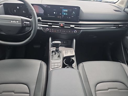 New 2026 Kia Sportage SX FWD image 15
