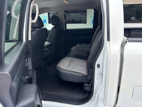 Used 2021 Nissan Titan S w/ S Utility Package RWD image 17