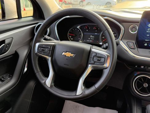 Used 2025 Chevrolet Blazer LT image 12