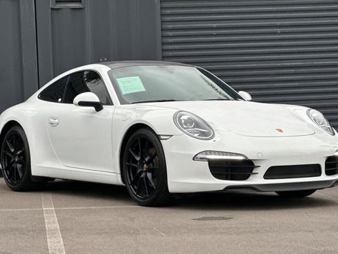 Used 2015 Porsche 911 Carrera image 10