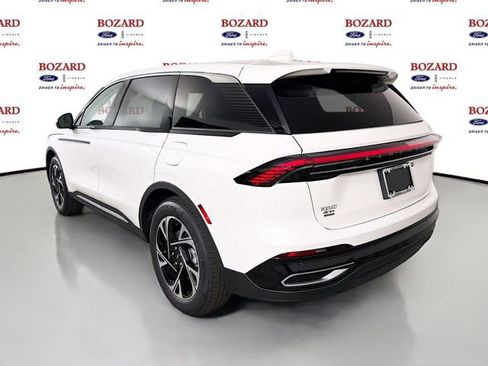 New 2026 Lincoln Nautilus Premier image 5