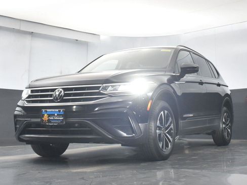 Used 2023 Volkswagen Tiguan S image 24