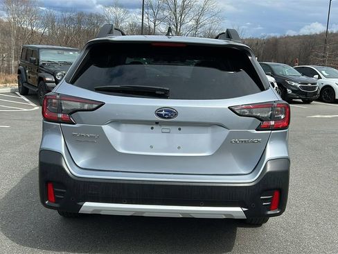 Used 2022 Subaru Outback Limited image 5