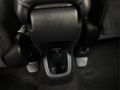 Used 2019 Honda HR-V LX image 28