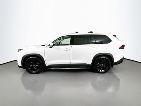 Certified 2026 Toyota Grand Highlander FWD image 8