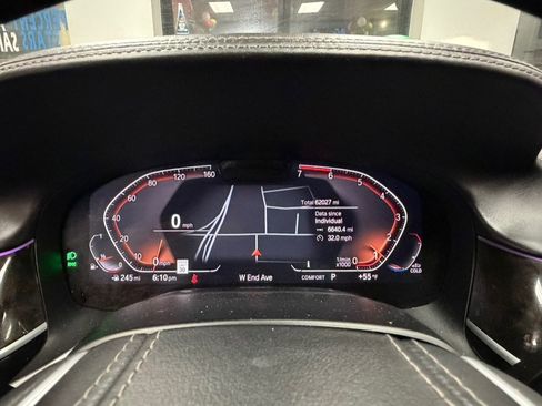 Used 2021 BMW 750i xDrive w/ Executive Package image 53