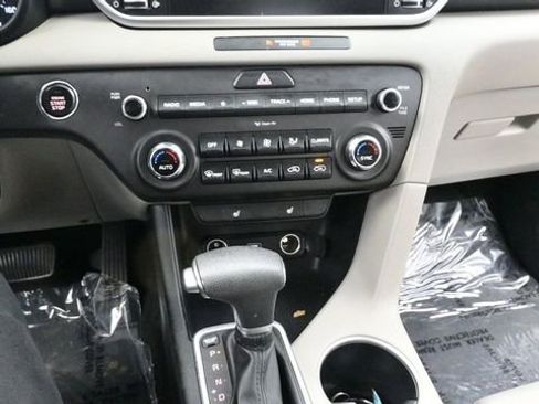 Used 2022 Kia Sportage LX w/ LX AWD Value Edition Package image 25