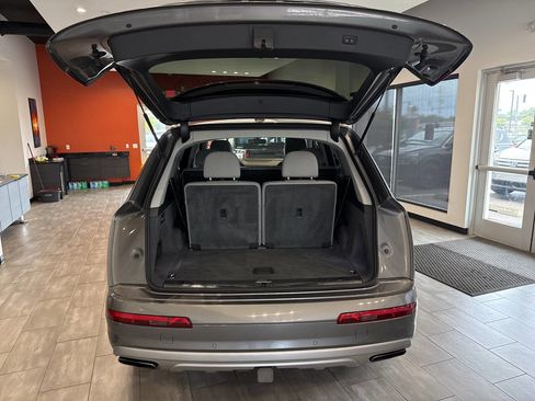Used 2017 Audi Q7 3.0T Premium Plus image 32