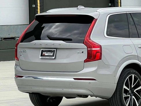 Used 2023 Volvo XC90 B6 Plus AWD/4WD image 40