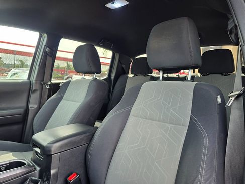 Used 2021 Toyota Tacoma TRD Sport w/ Technology Package image 22