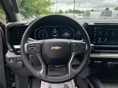 New 2026 Chevrolet Silverado 2500 LTZ w/ LTZ Premium Package AWD/4WD image 18