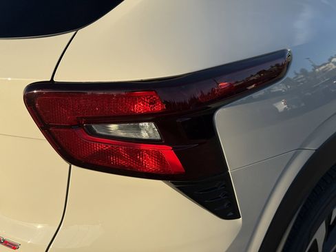 New 2026 Chevrolet Trax RS w/ Sunroof Package image 41