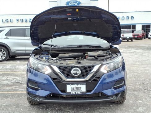 Used 2022 Nissan Rogue Sport S image 32