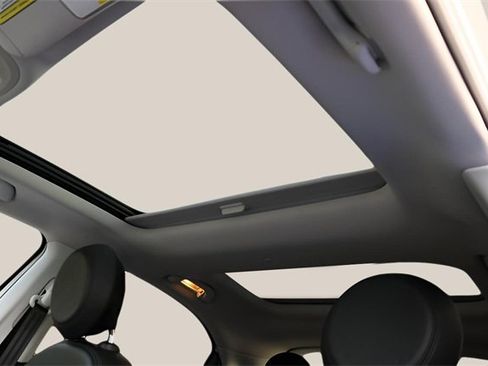 Used 2018 FIAT 500X Lounge w/ Lounge Premium Package (FWD) image 22