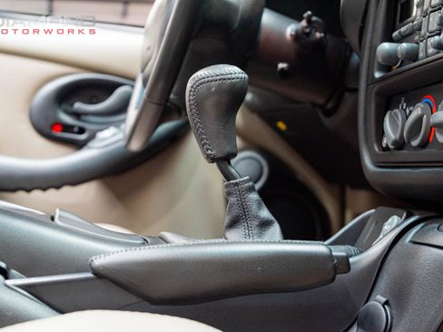 Used 2002 Pontiac Firebird Formula RWD image 96