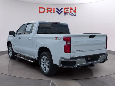 Used 2023 Chevrolet Silverado 1500 LTZ image 3
