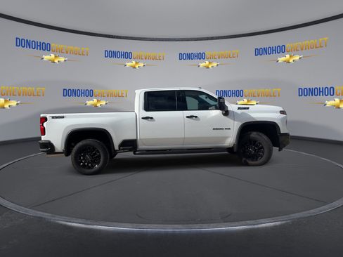 Used 2026 Chevrolet Silverado 2500 LTZ w/ Trail Boss Package image 12