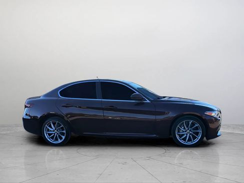 Used 2017 Alfa Romeo Giulia Ti AWD/4WD image 6