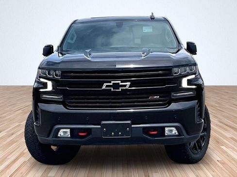 Used 2021 Chevrolet Silverado 1500 LT Trail Boss w/ Convenience Package II AWD/4WD image 3