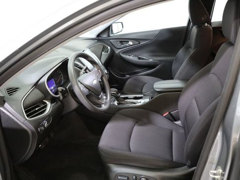 Used 2024 Chevrolet Malibu LT FWD image 9