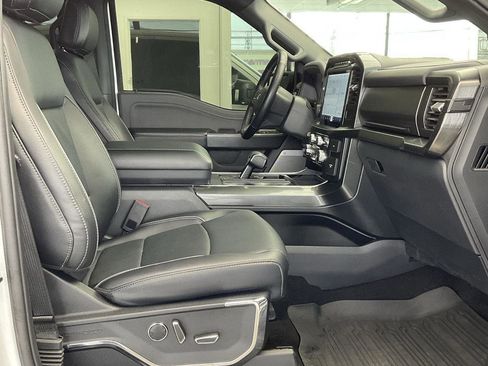 Used 2022 Ford F150 Lariat w/ Equipment Group 502A High image 7