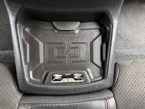 Used 2018 Chevrolet Camaro ZL1 RWD image 40