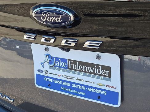 Used 2024 Ford Edge Titanium AWD/4WD image 18