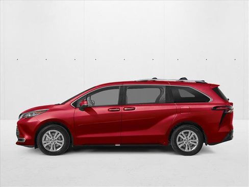 New 2026 Toyota Sienna Platinum AWD/4WD image 3
